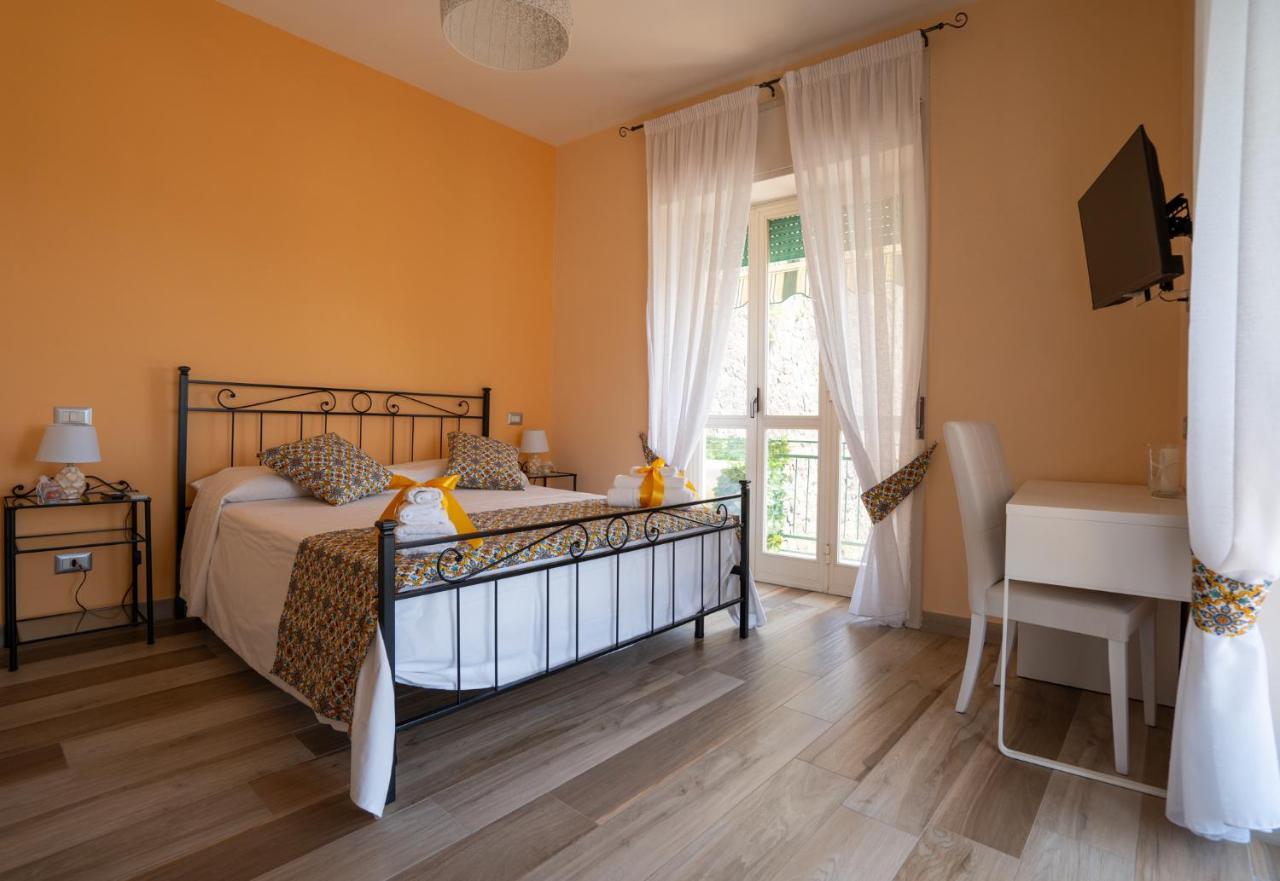Bed and Breakfast ---5 Minutes From The Sea ---Panorama And A-C Vietri Zewnętrze zdjęcie
